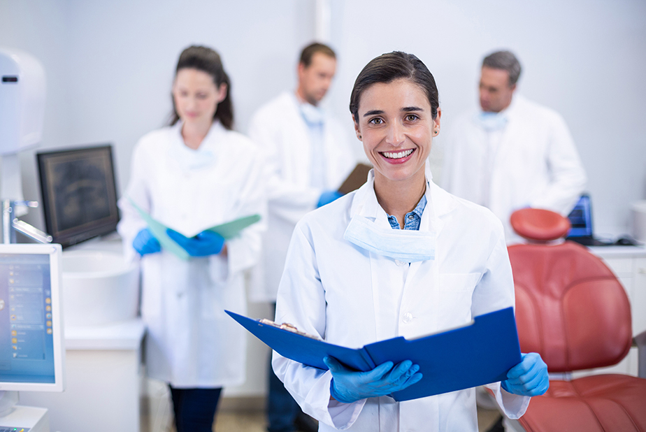 Team odontoiatrico in studio